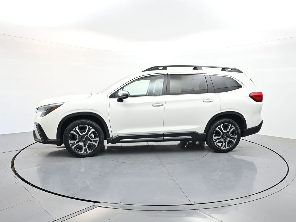 Used 2023 Subaru Ascent Touring AWD/4WD image 4