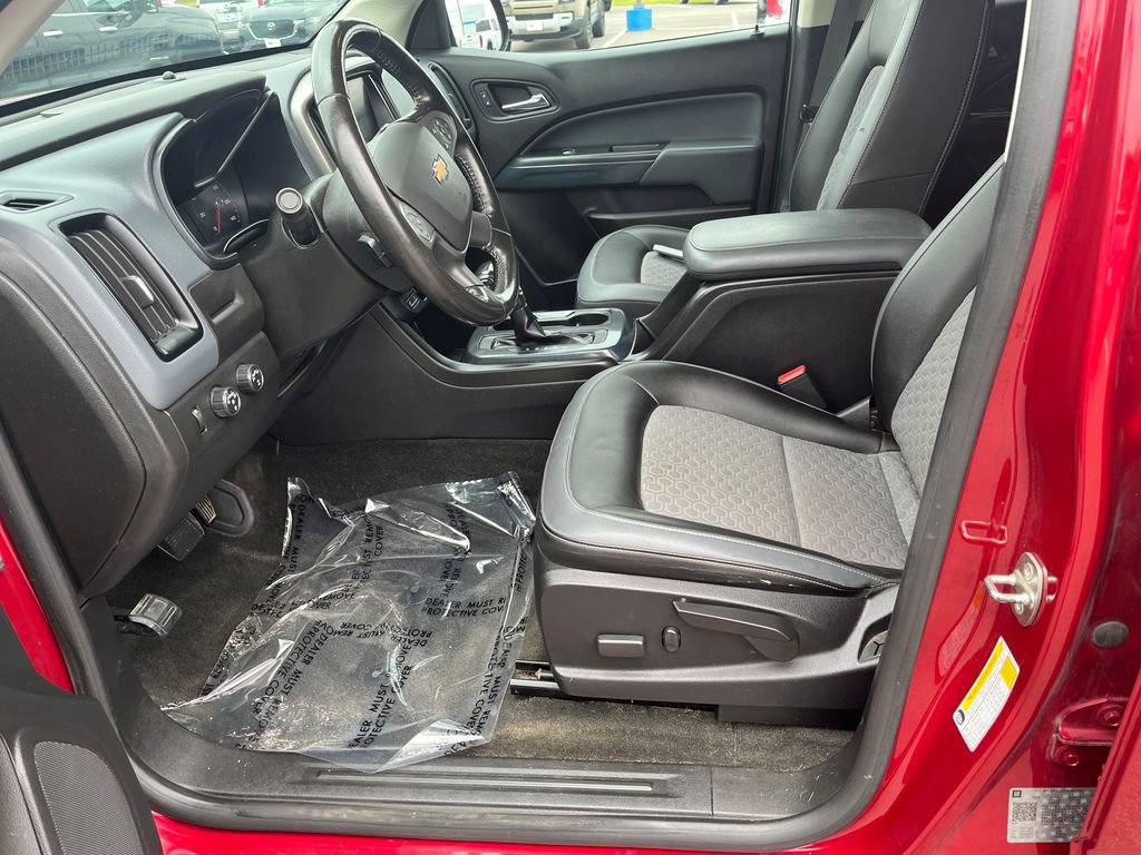 Used 2018 Chevrolet Colorado Z71 AWD/4WD image 10