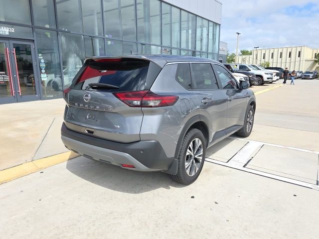 Used 2023 Nissan Rogue SV image 4