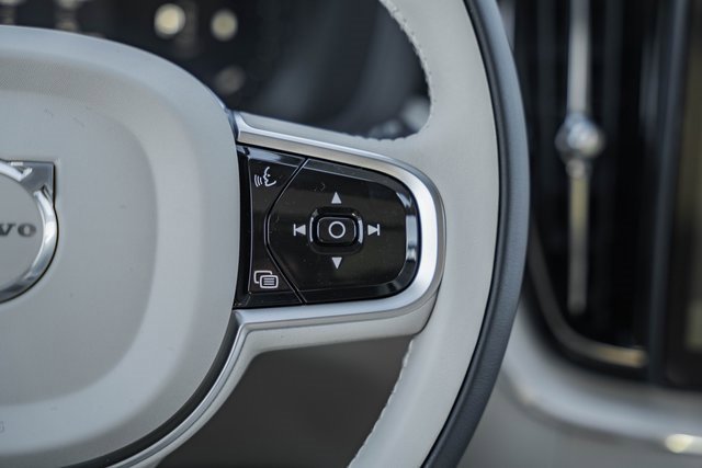 New 2026 Volvo XC60 B5 Ultra w/ Protection Package Premier image 29