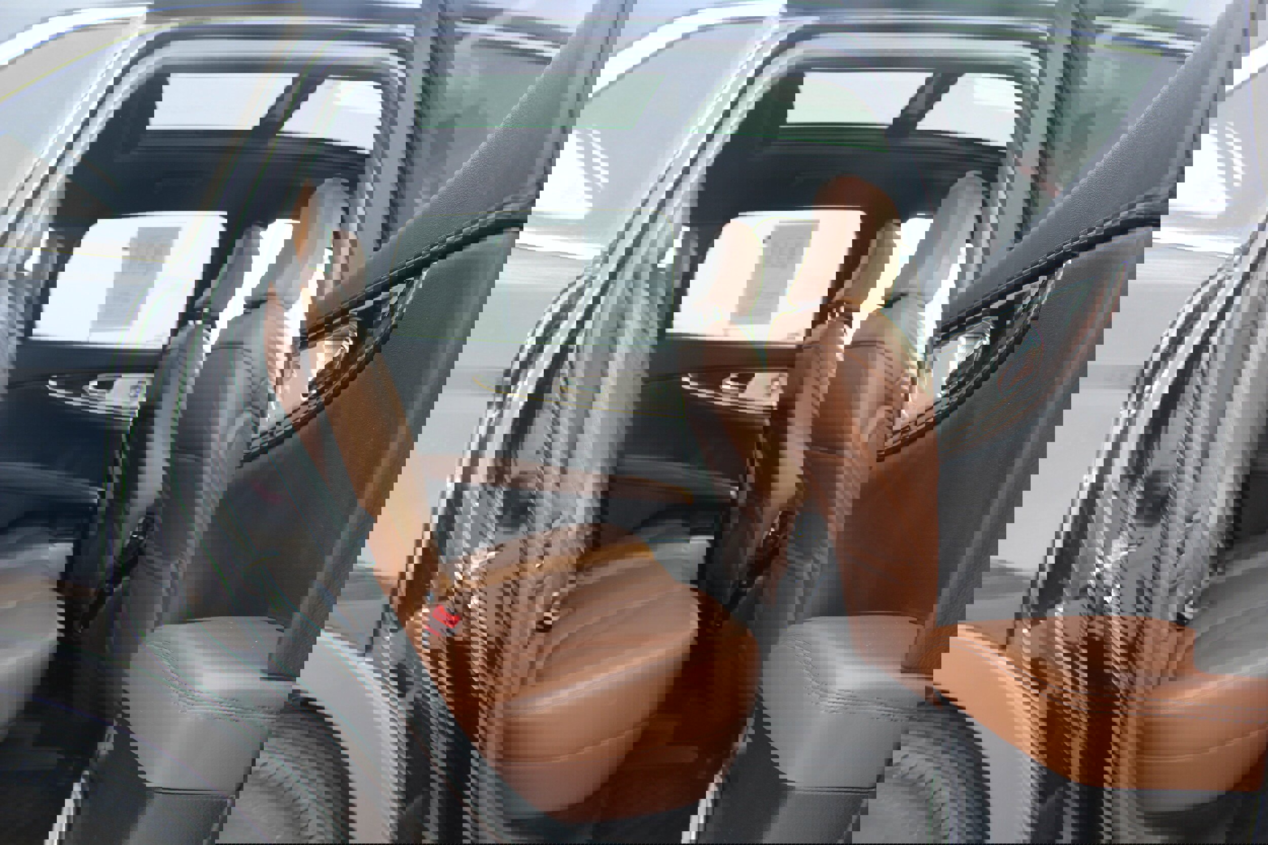 Used 2022 Lincoln Nautilus Reserve w/ Equipment Group 202A image 18