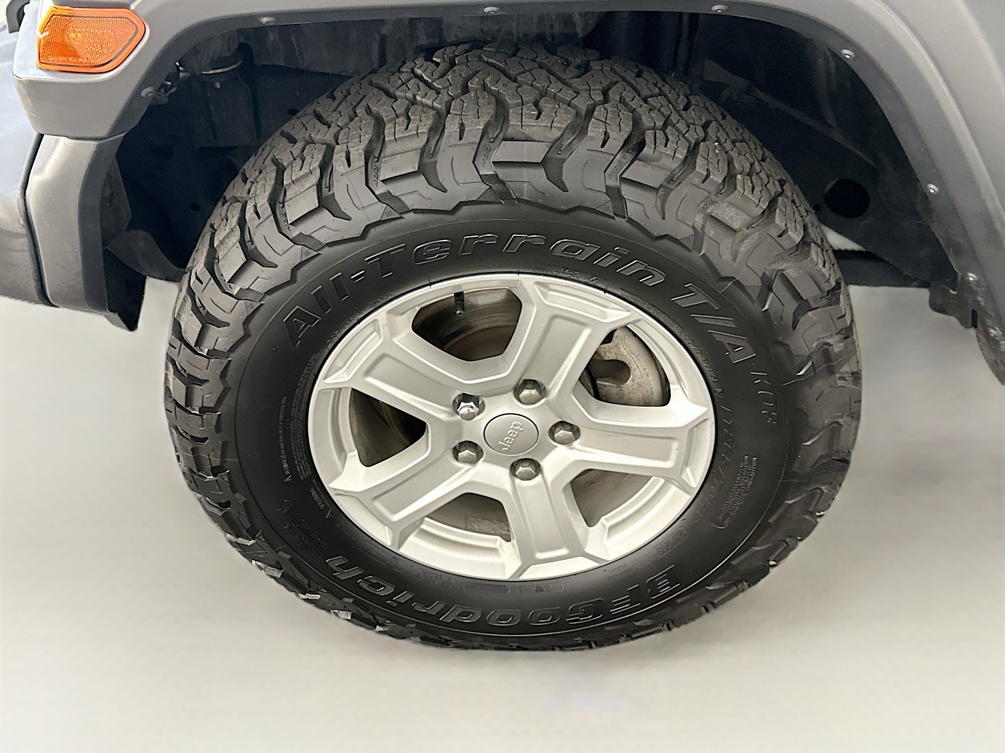 Used 2018 Jeep Wrangler Unlimited Sport S image 11