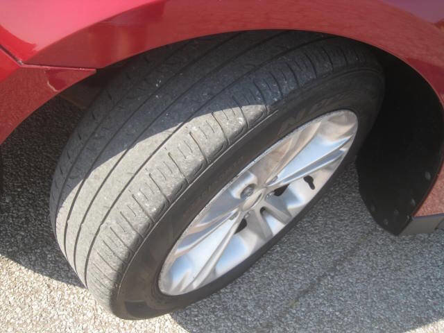 Used 2014 Ford Taurus SEL w/ Equipment Group 201A image 32