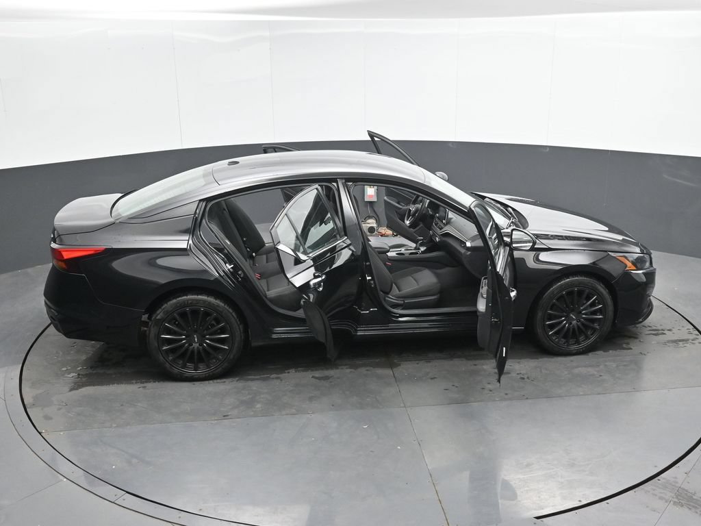 Used 2023 Nissan Altima 2.5 SV FWD image 48