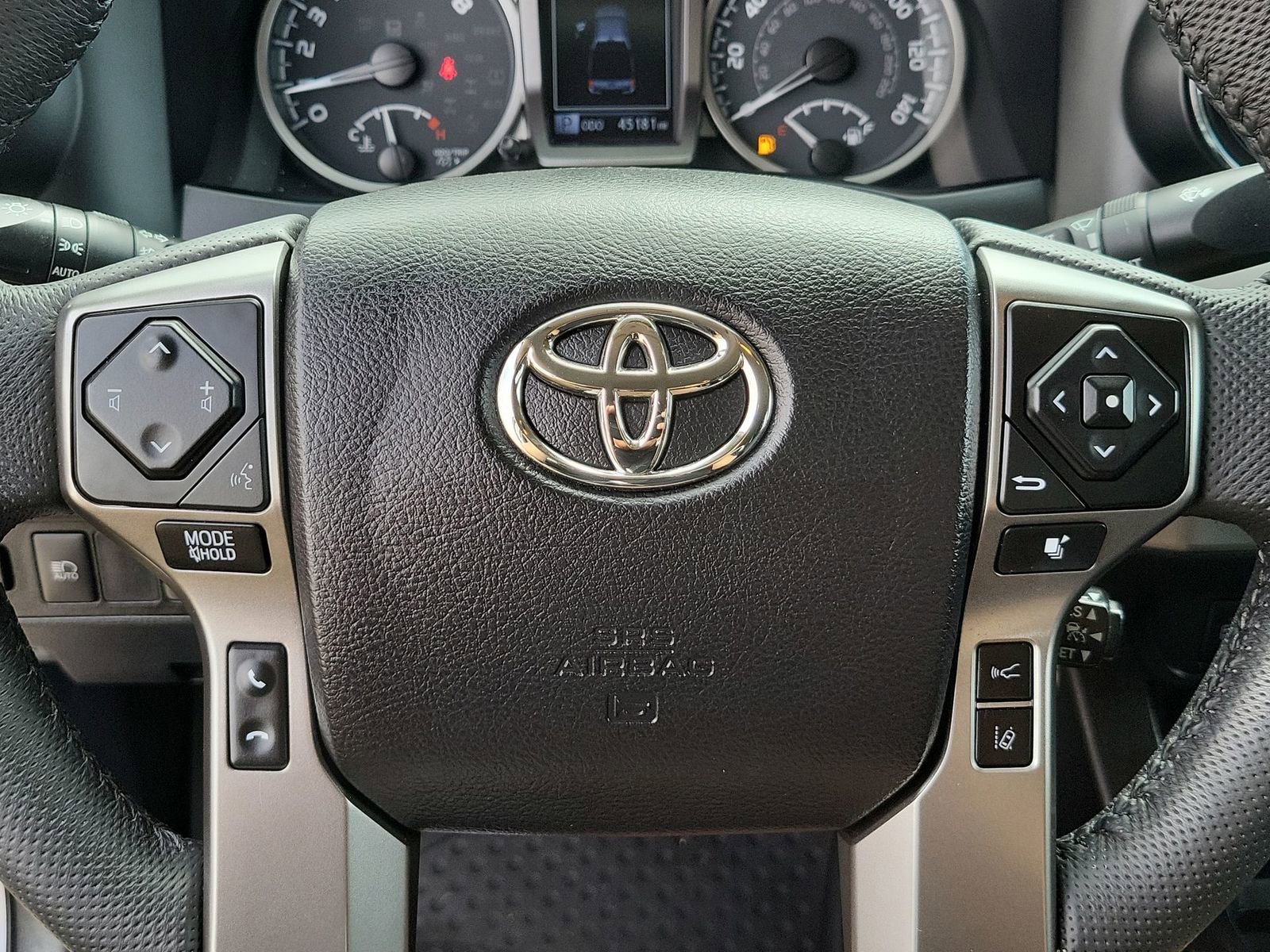 Used 2021 Toyota Tacoma SR5 w/ Technology Package image 12