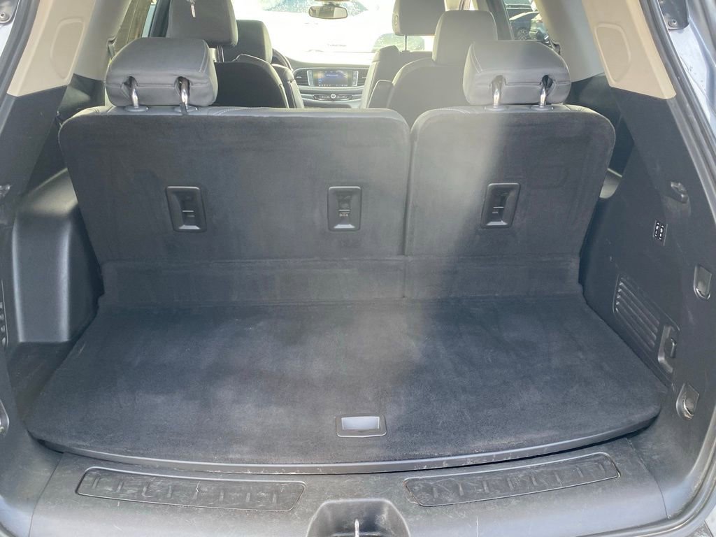 Used 2020 Buick Enclave Premium w/ Sun and Sites Package image 12