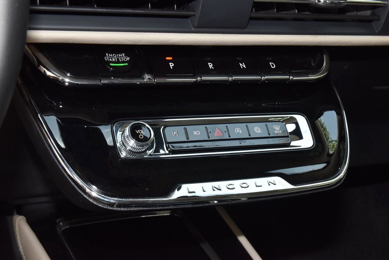 New 2026 Lincoln Corsair Premiere image 29