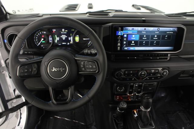 Used 2025 Jeep Wrangler Unlimited Rubicon 4xe w/ Safety Group image 10