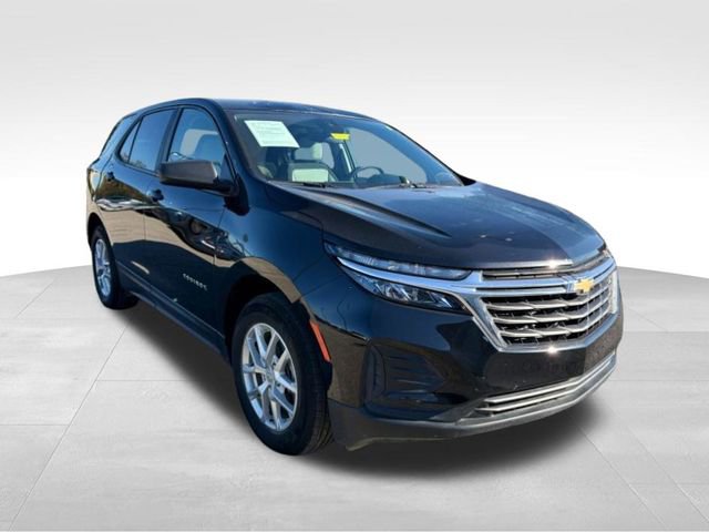 Used 2024 Chevrolet Equinox LS w/ LS Convenience Package