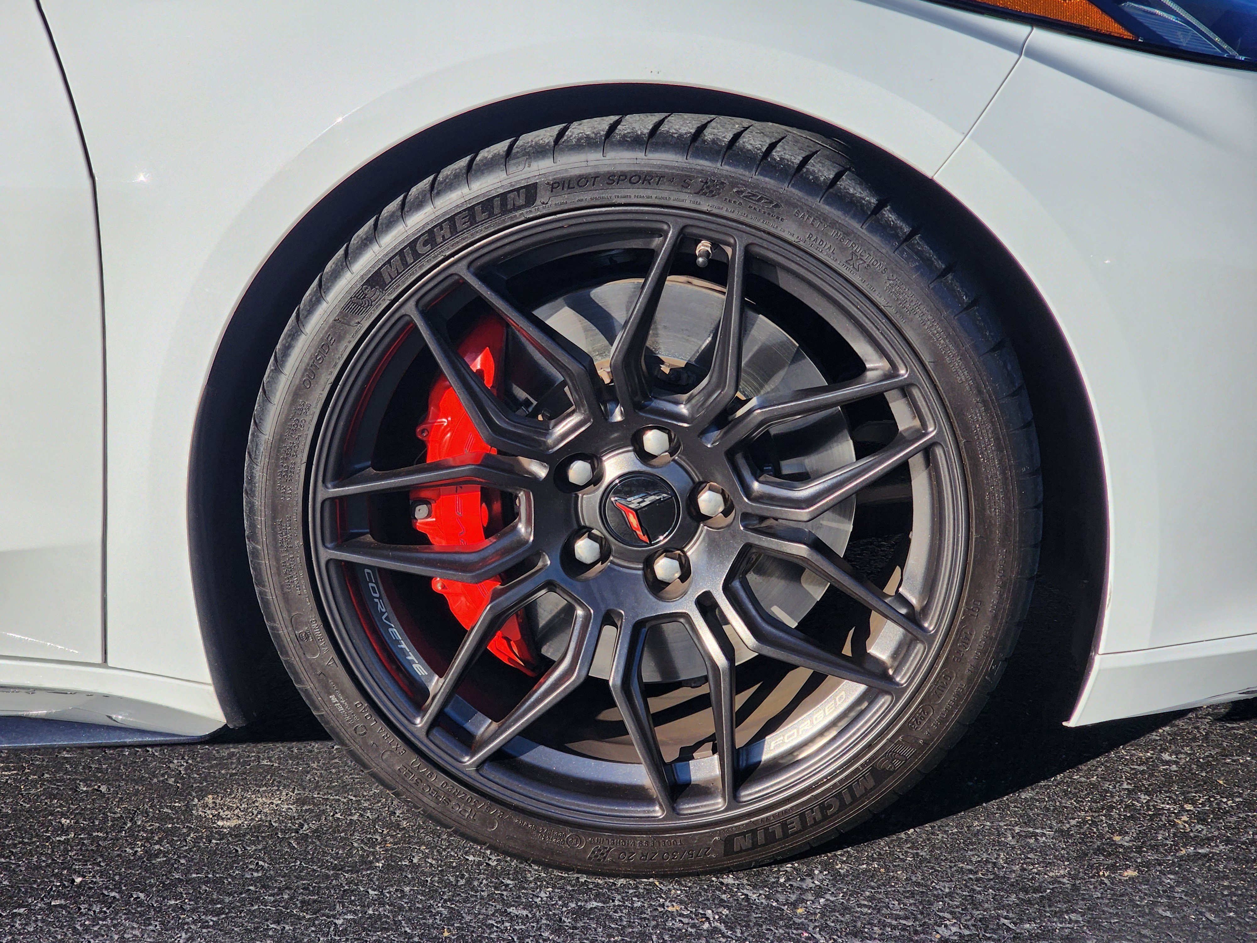 Used 2024 Chevrolet Corvette Z06 image 7