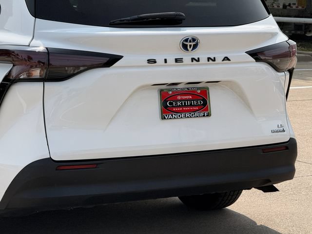 Certified 2023 Toyota Sienna LE FWD image 6