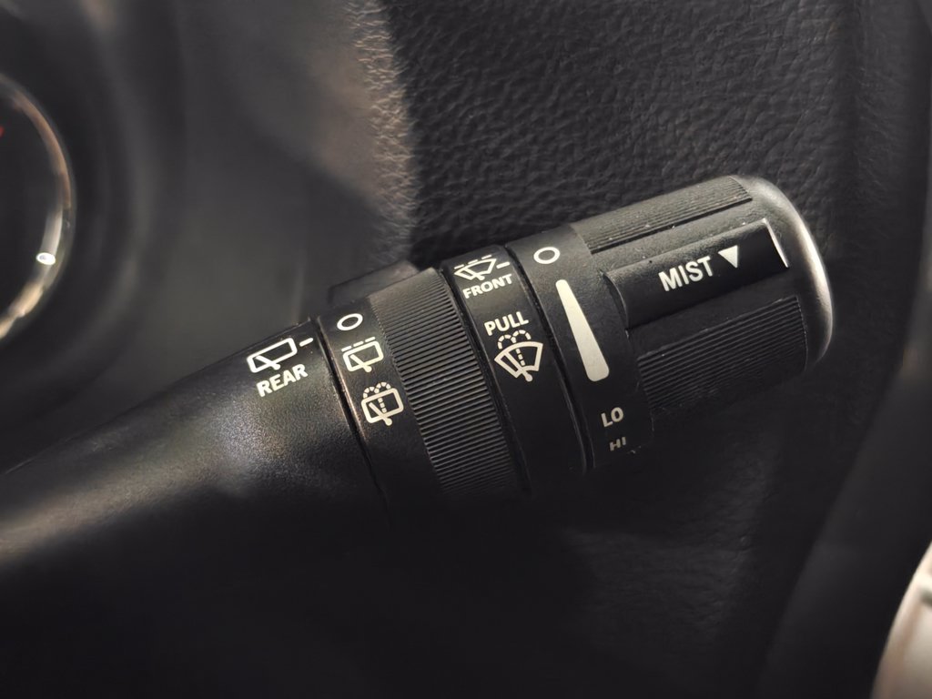 Used 2015 Jeep Wrangler Unlimited Rubicon w/ Dual Top Group AWD/4WD image 36