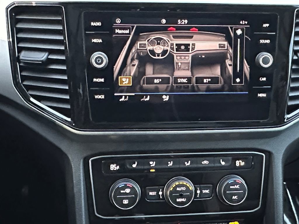 Used 2022 Volkswagen Atlas SE w/ Panoramic Sunroof Package image 15