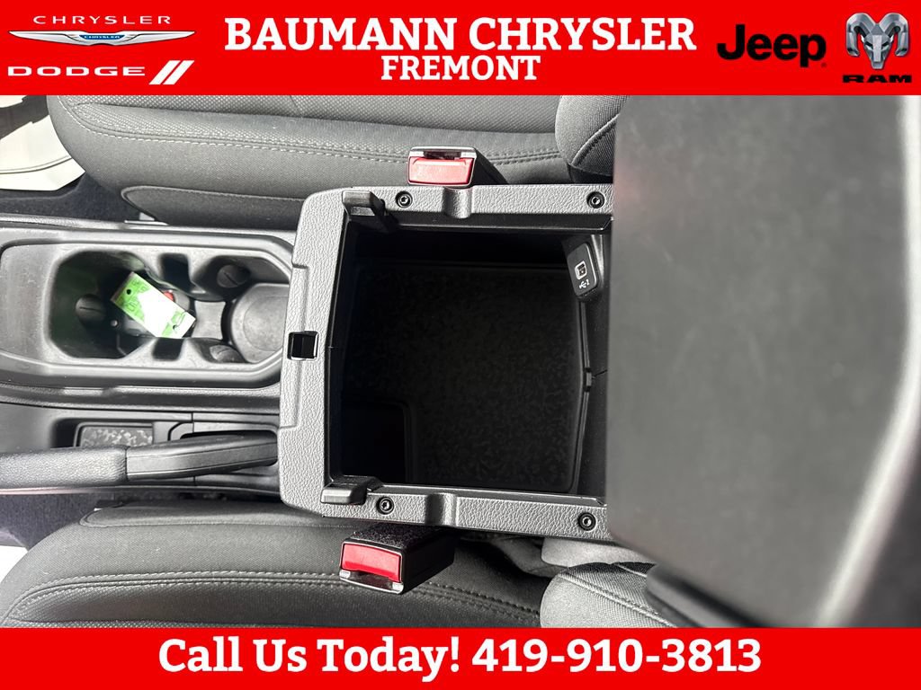 Used 2022 Jeep Gladiator Sport AWD/4WD image 34
