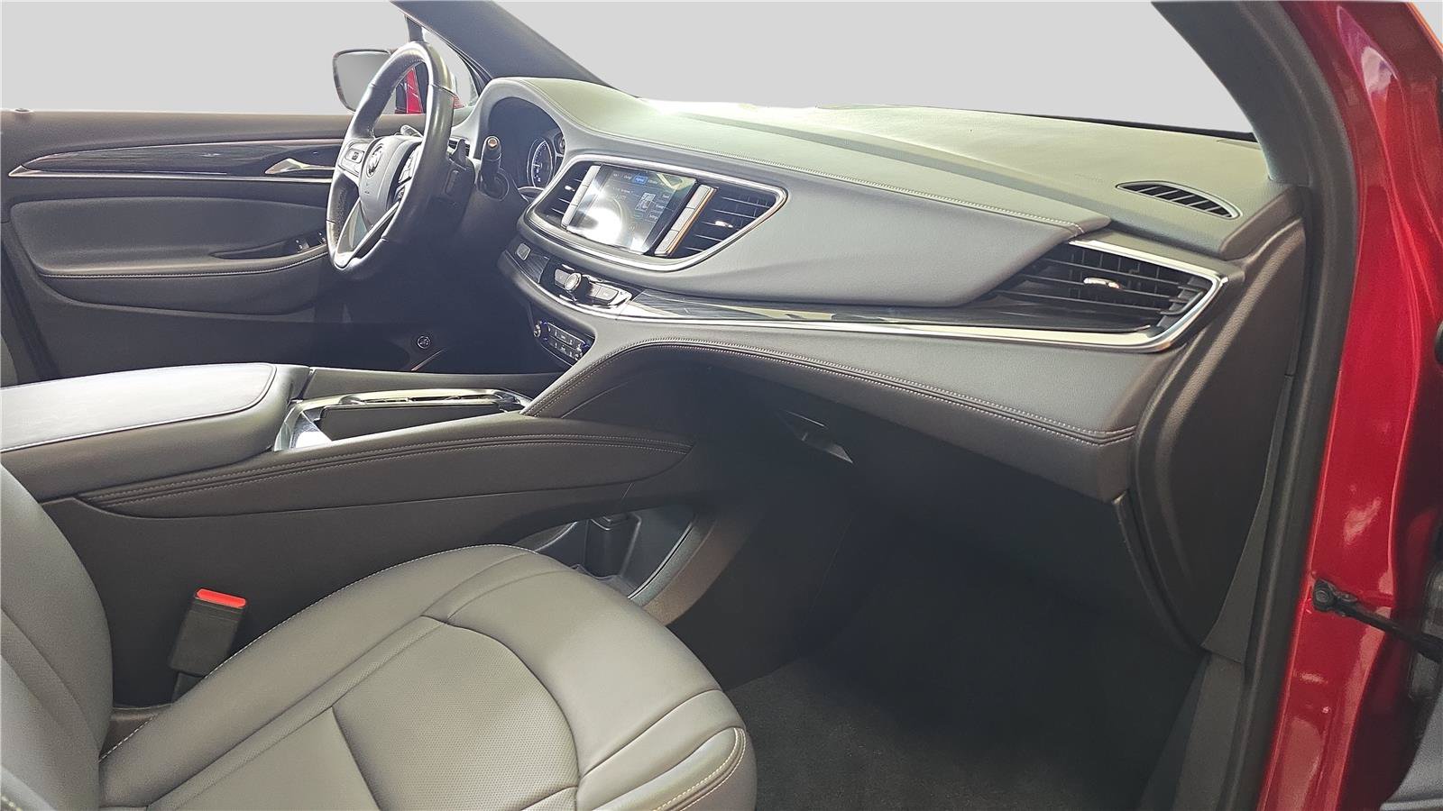 Used 2024 Buick Enclave Essence w/ Experience Buick Package AWD/4WD image 16