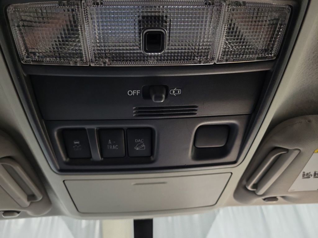 Used 2018 Toyota 4Runner SR5 image 20