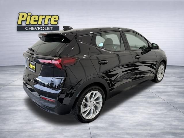 New 2027 Chevrolet Bolt LT image 5