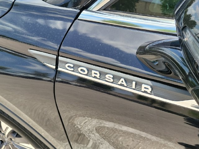 Certified 2022 Lincoln Corsair Reserve FWD image 7