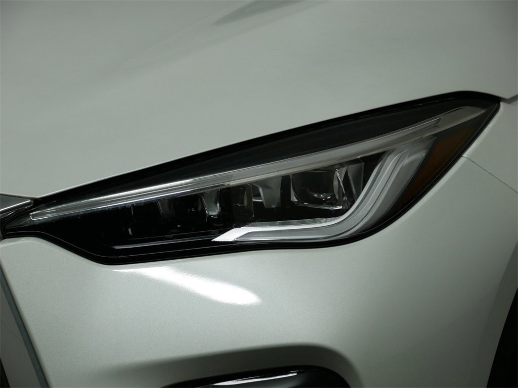 New 2025 INFINITI QX55 Essential image 9