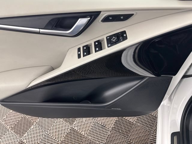 Certified 2023 Kia Niro Wave w/ Wave Preserve Package FWD image 20