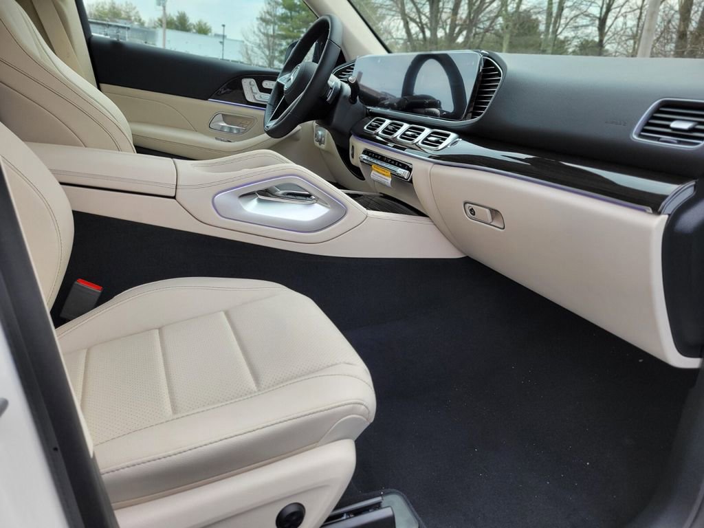 New 2026 Mercedes-Benz GLE 450 4MATIC image 11