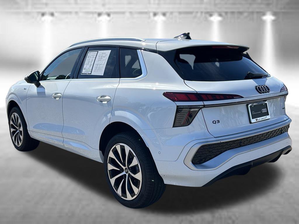 Certified 2026 Audi Q3 quattro 2.0T AWD/4WD image 3