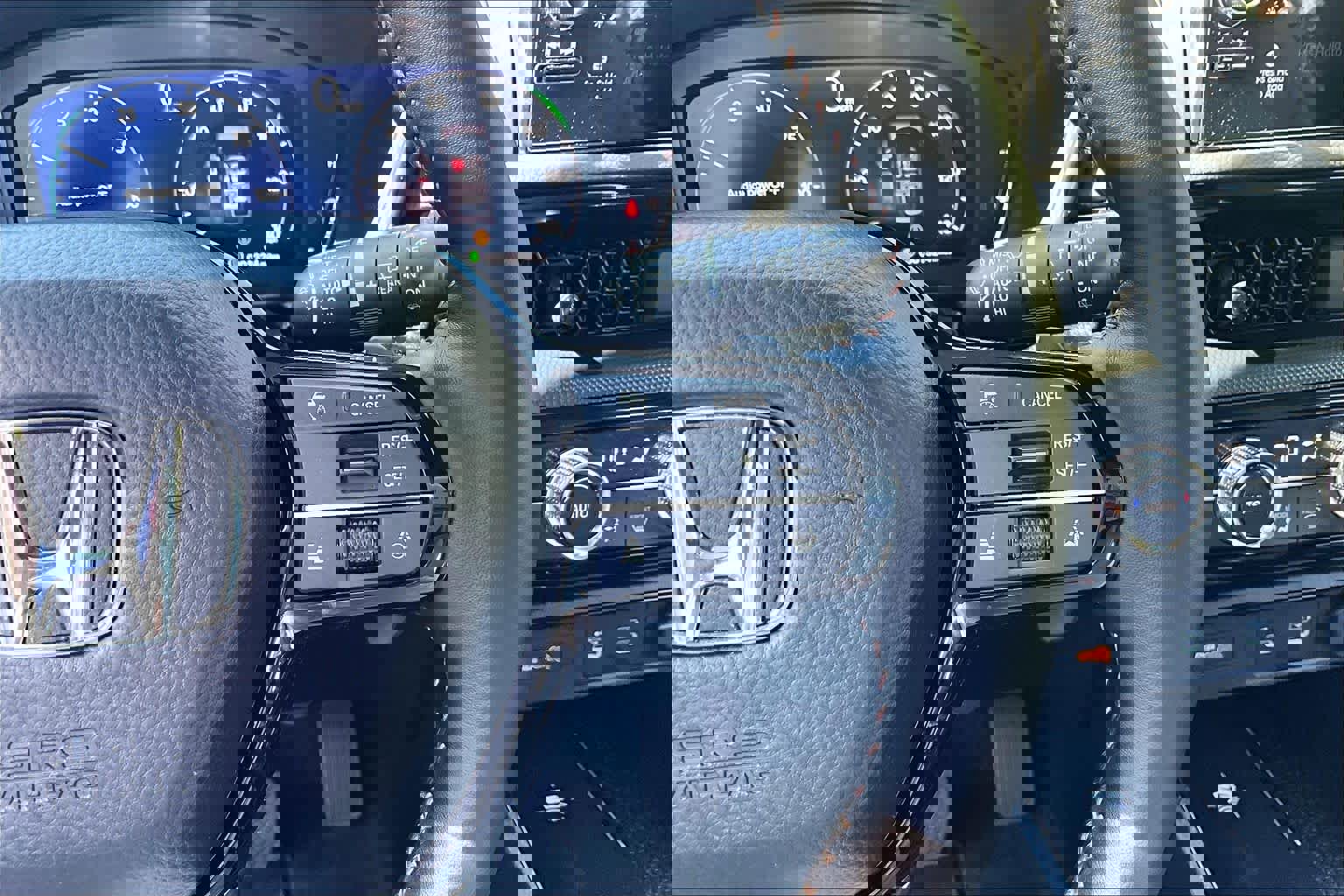 Used 2026 Honda CR-V Sport Touring image 25