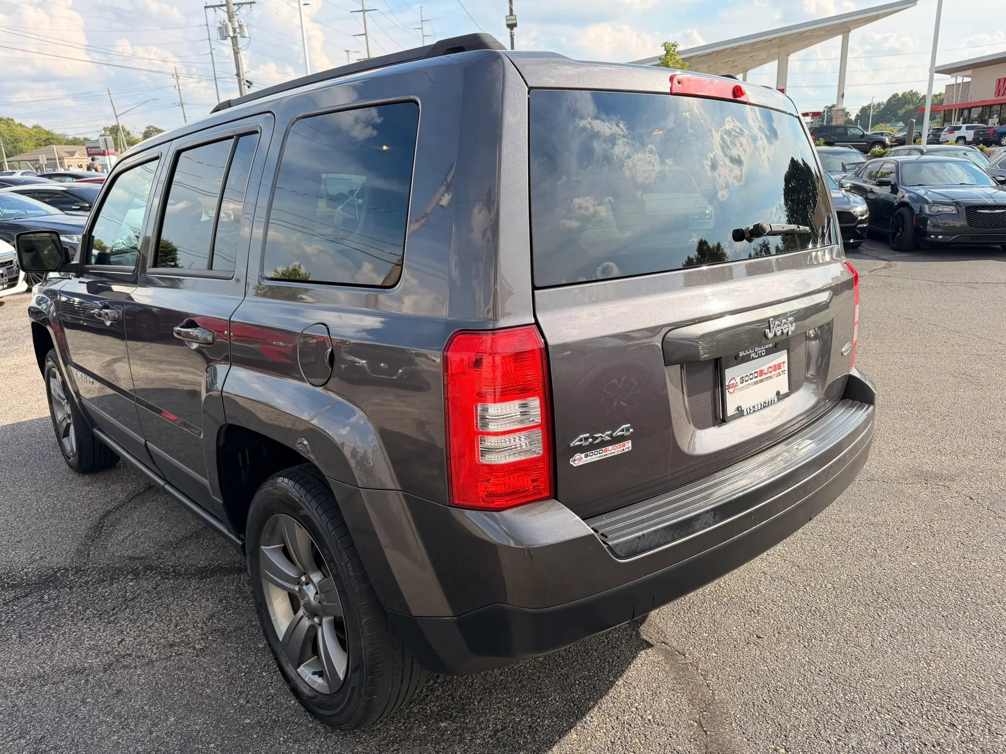 Used 2015 Jeep Patriot High Altitude AWD/4WD image 3