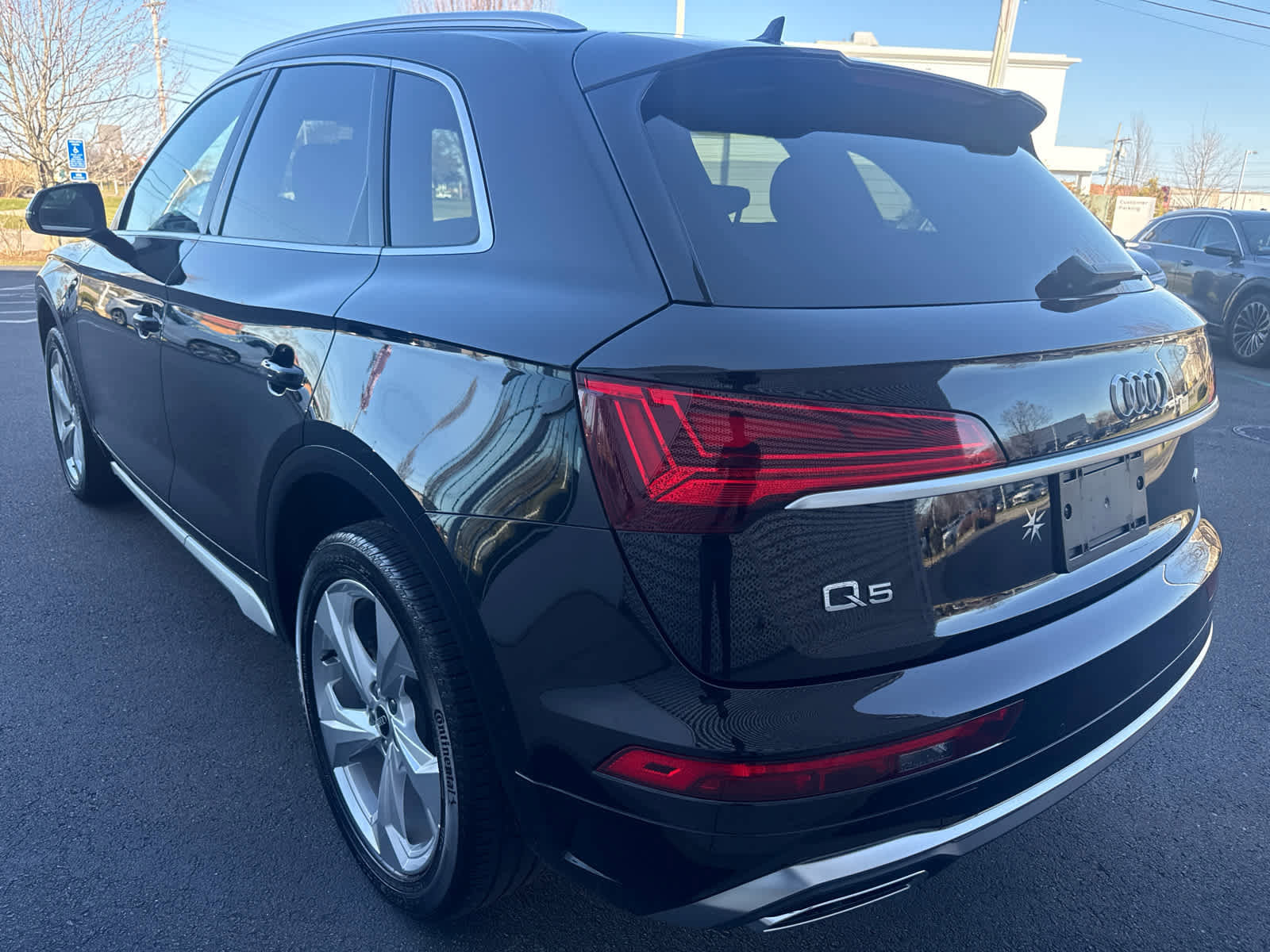 Used 2023 Audi Q5 2.0T Premium Plus w/ Premium Plus Package image 6