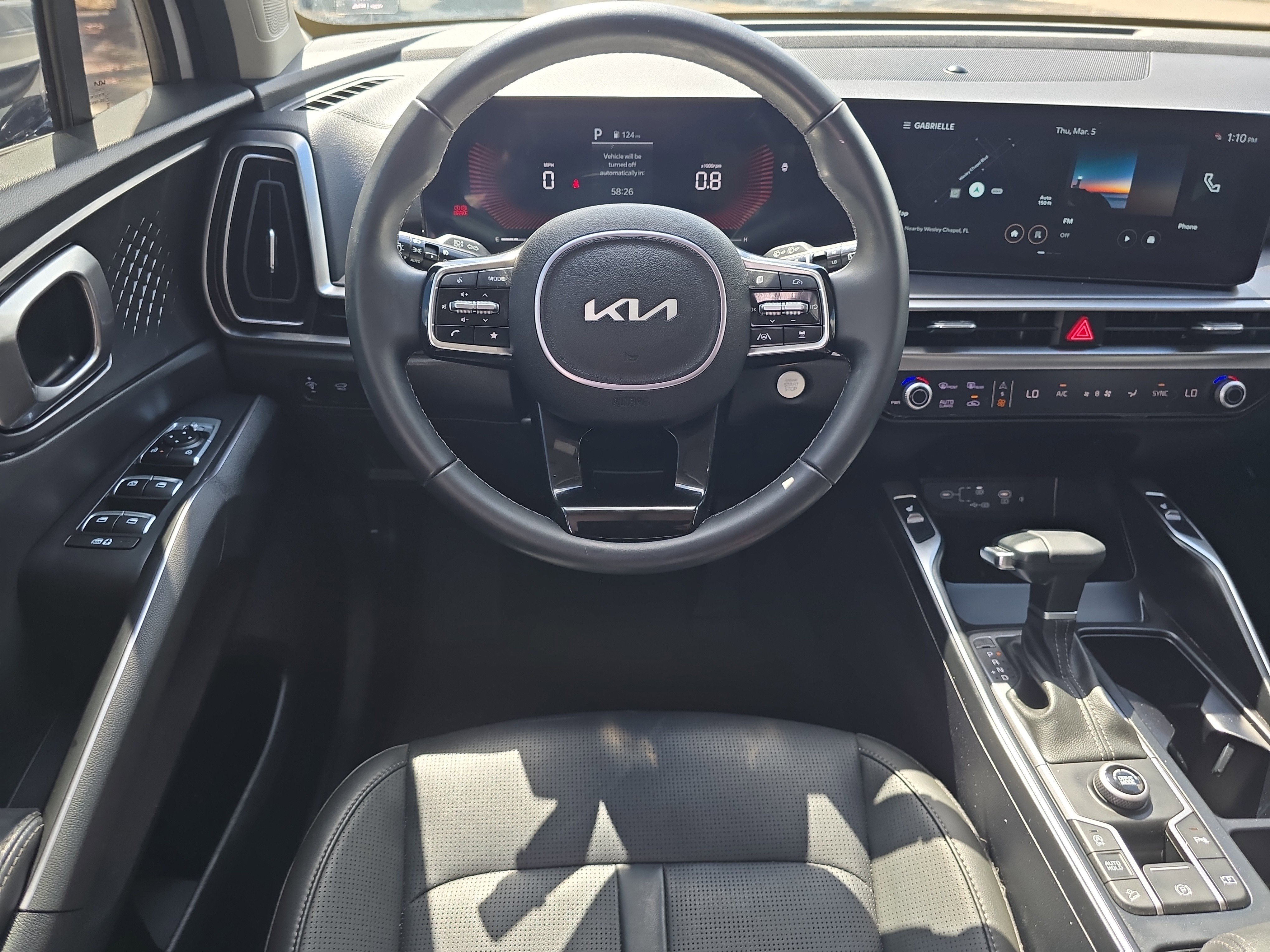 Used 2025 Kia Sorento EX w/ Panoramic Sunroof Package image 14