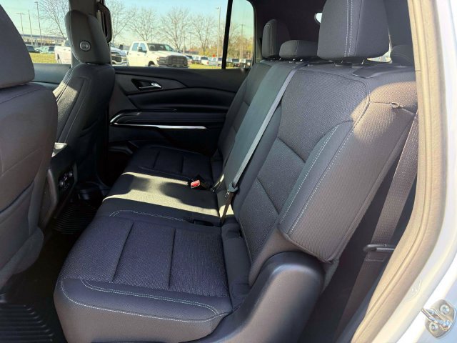 Used 2024 Chevrolet Traverse LS AWD/4WD image 13