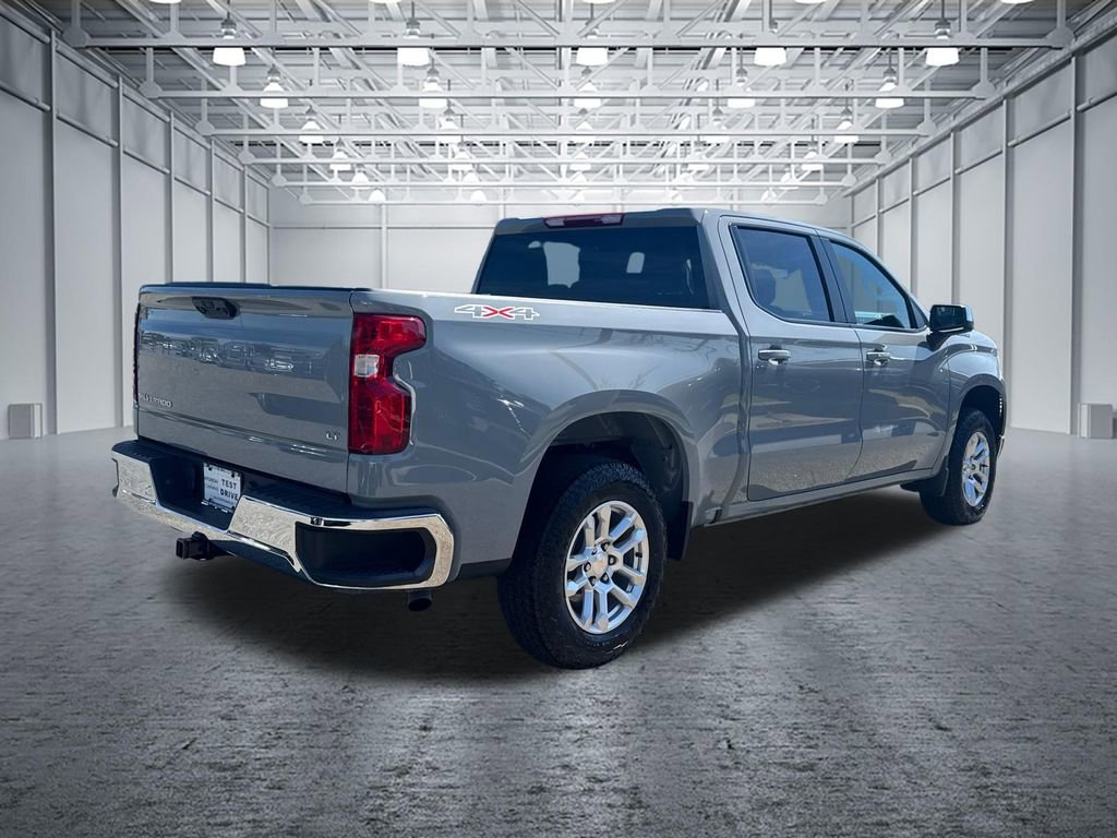 Used 2024 Chevrolet Silverado 1500 LT AWD/4WD image 7