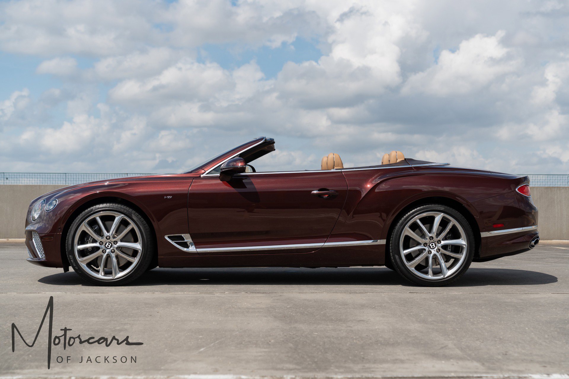 Used 2021 Bentley Continental GT V8 image 6
