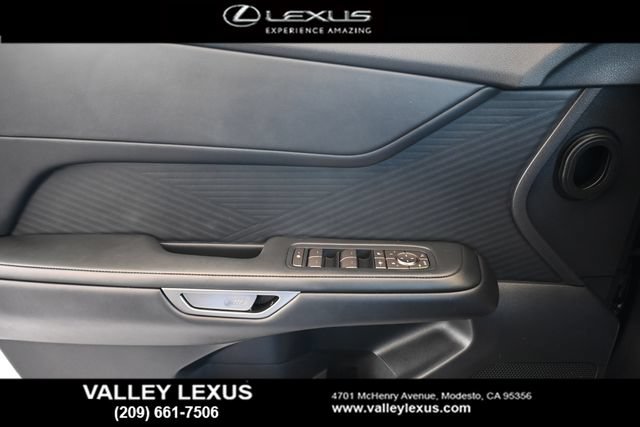 New 2026 Lexus ES 350e FWD image 11