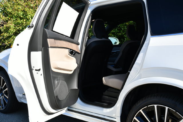 New 2027 Volvo XC90 B6 Plus AWD/4WD image 15