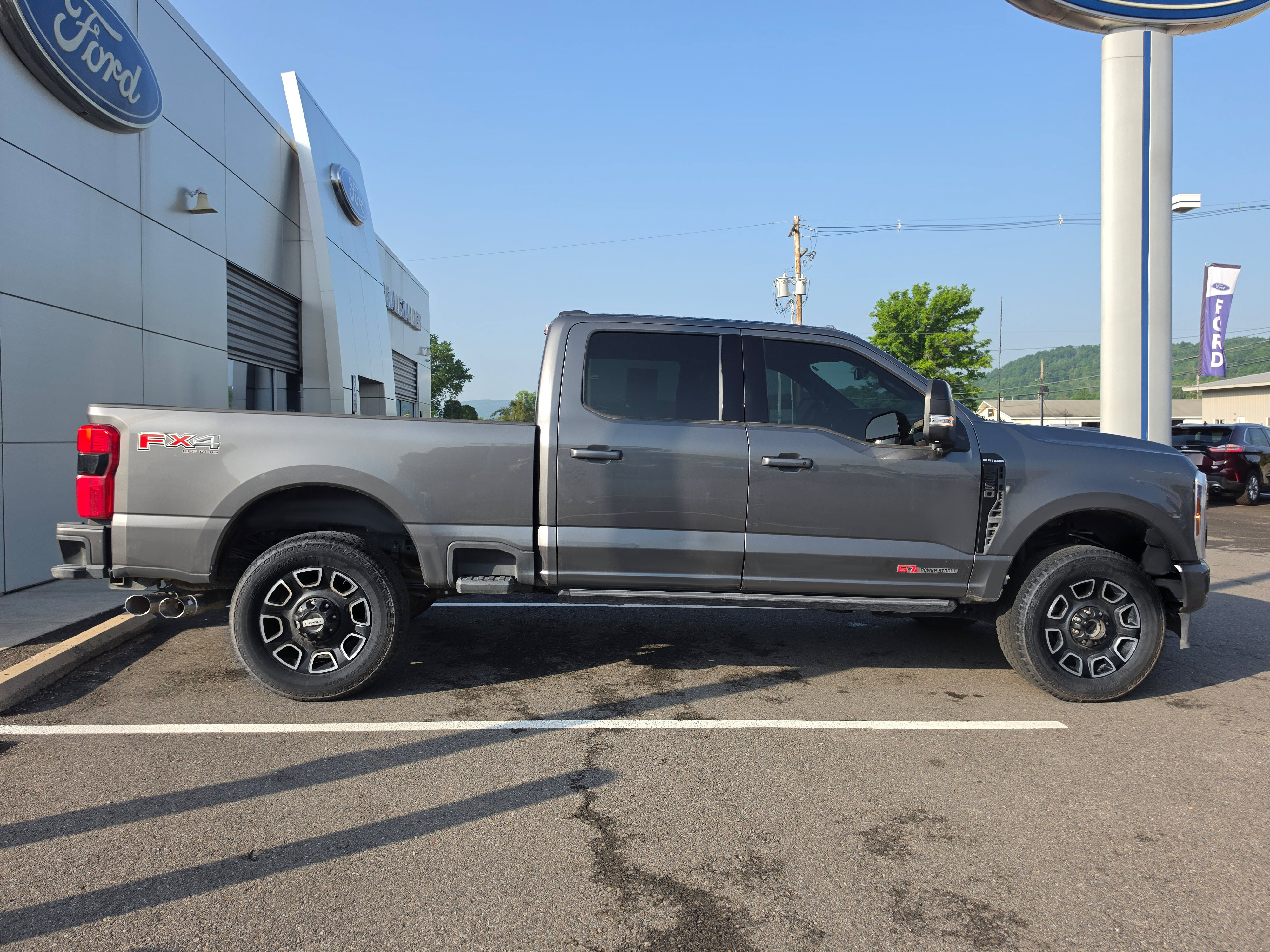 Used 2026 Ford F350 Platinum AWD/4WD video 2