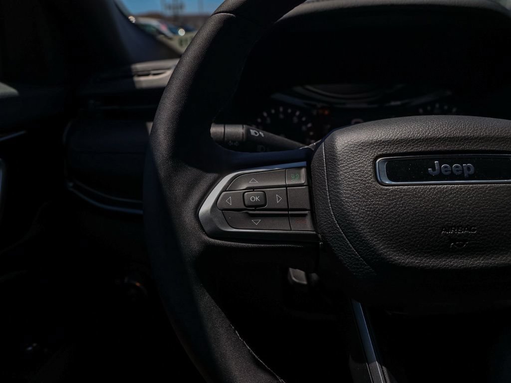 New 2026 Jeep Compass Latitude AWD/4WD image 26