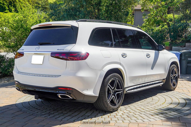 Used 2024 Mercedes-Benz GLS 450 4MATIC image 8