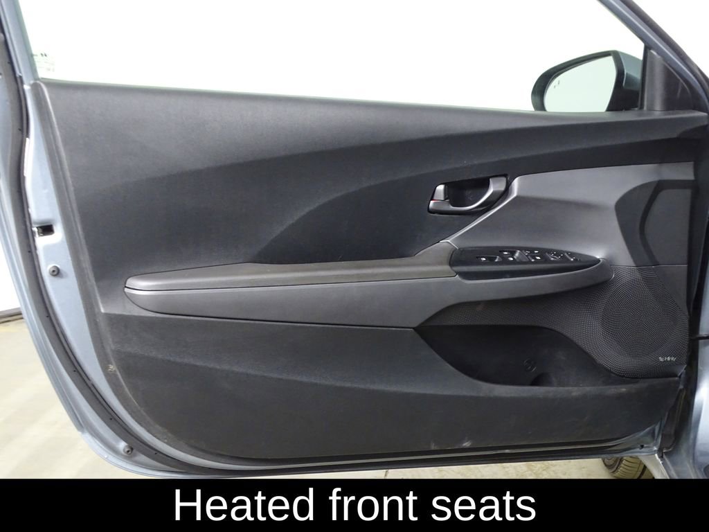 Used 2019 Hyundai Veloster 2.0 Premium image 16