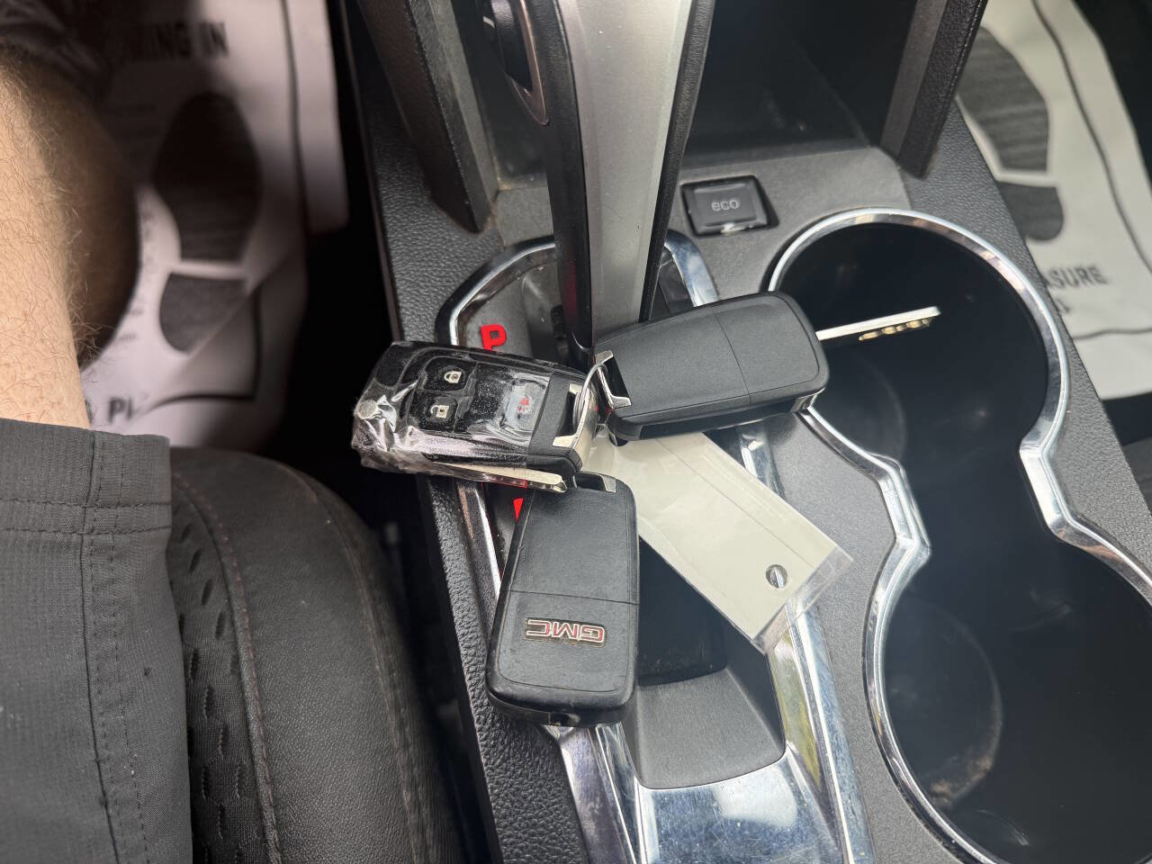 Used 2015 GMC Terrain SLE w/ LPO, Protection Package FWD image 10