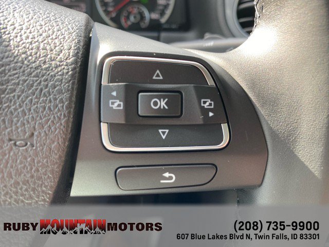 Used 2017 Volkswagen Tiguan S AWD/4WD image 13