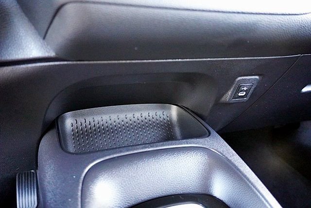 Used 2026 Toyota Corolla LE w/ Carpet Mat Package (TMS) FWD image 27