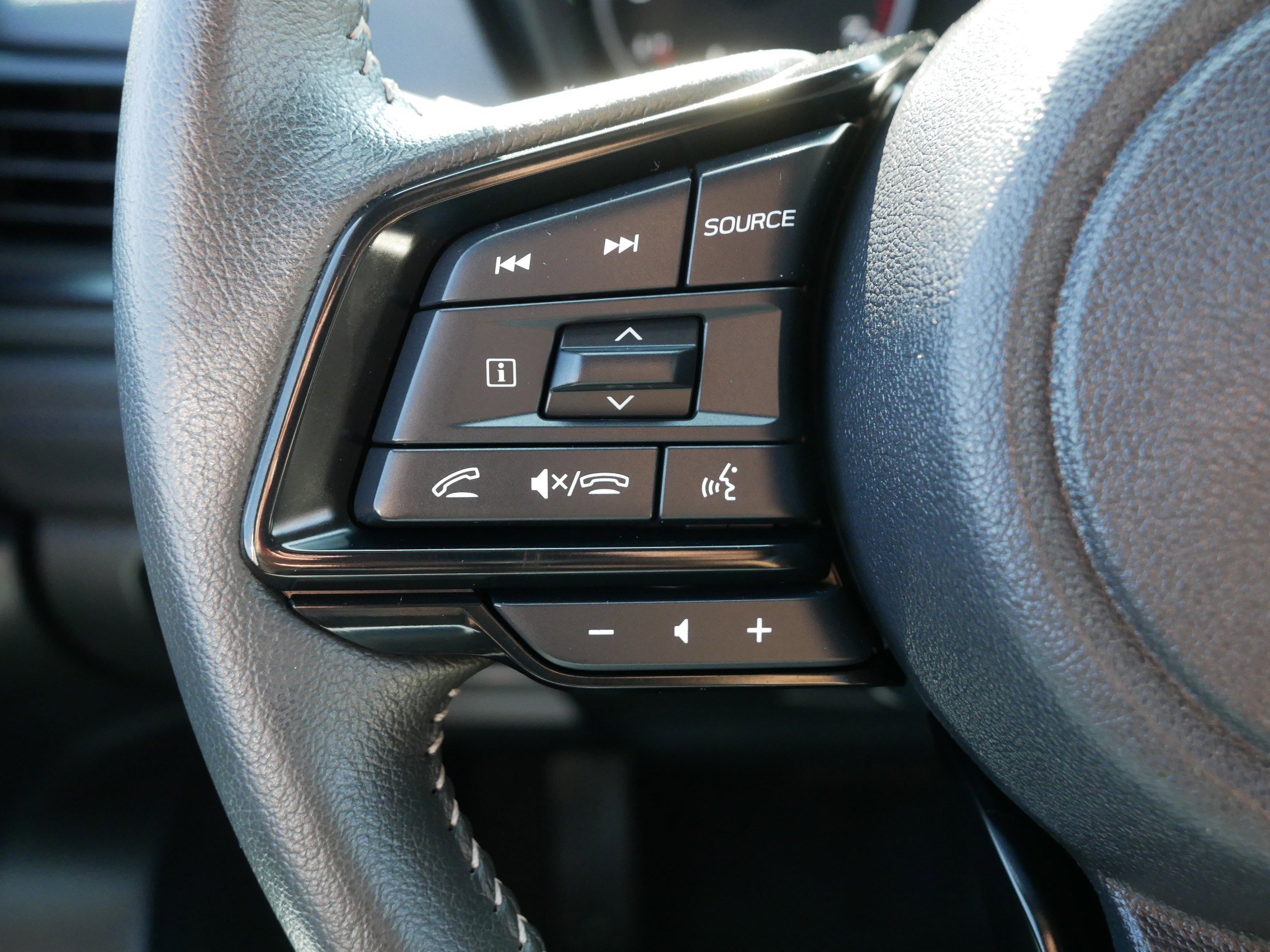 Certified 2025 Subaru Forester Premium image 31