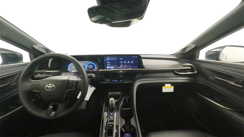 New 2025 Toyota Crown Platinum image 25