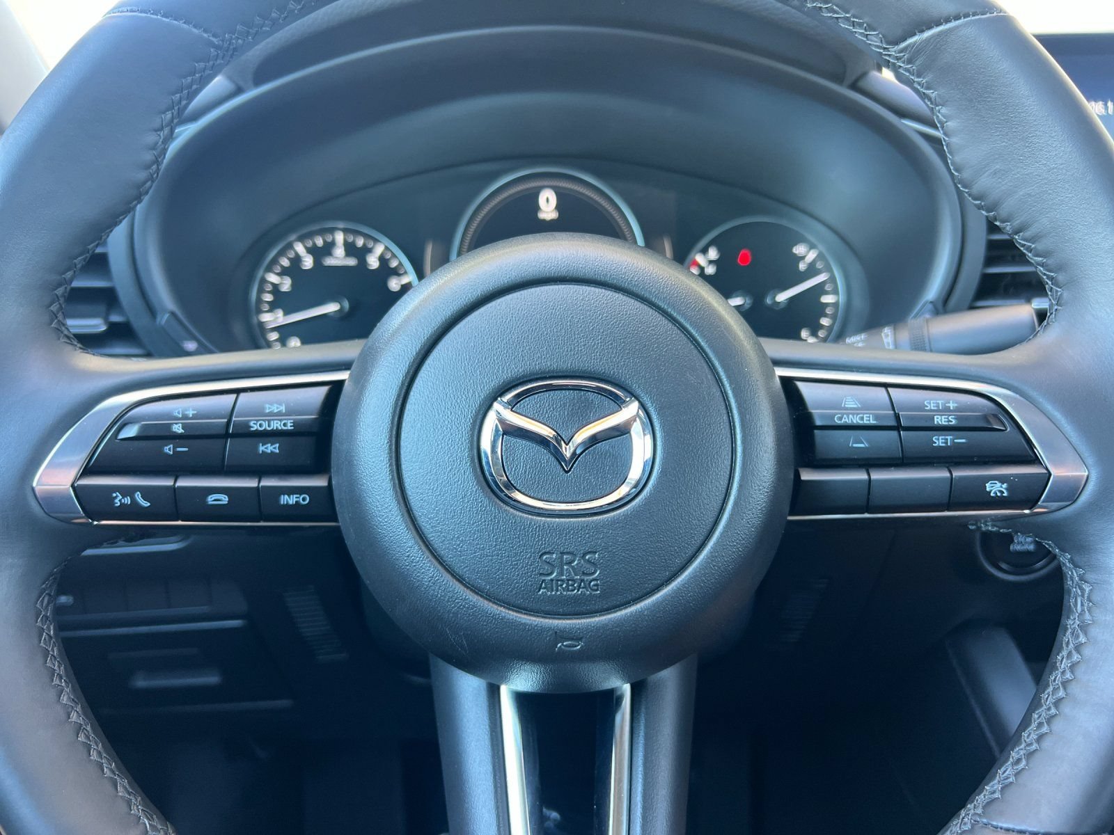 Used 2024 MAZDA MAZDA3 s FWD image 22