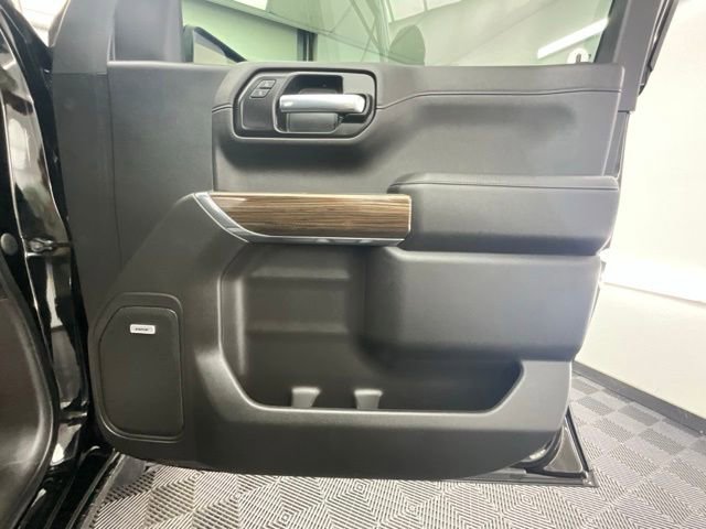 Used 2022 Chevrolet Silverado 1500 LT Trail Boss w/ LT Trail Boss Premium Package AWD/4WD image 16