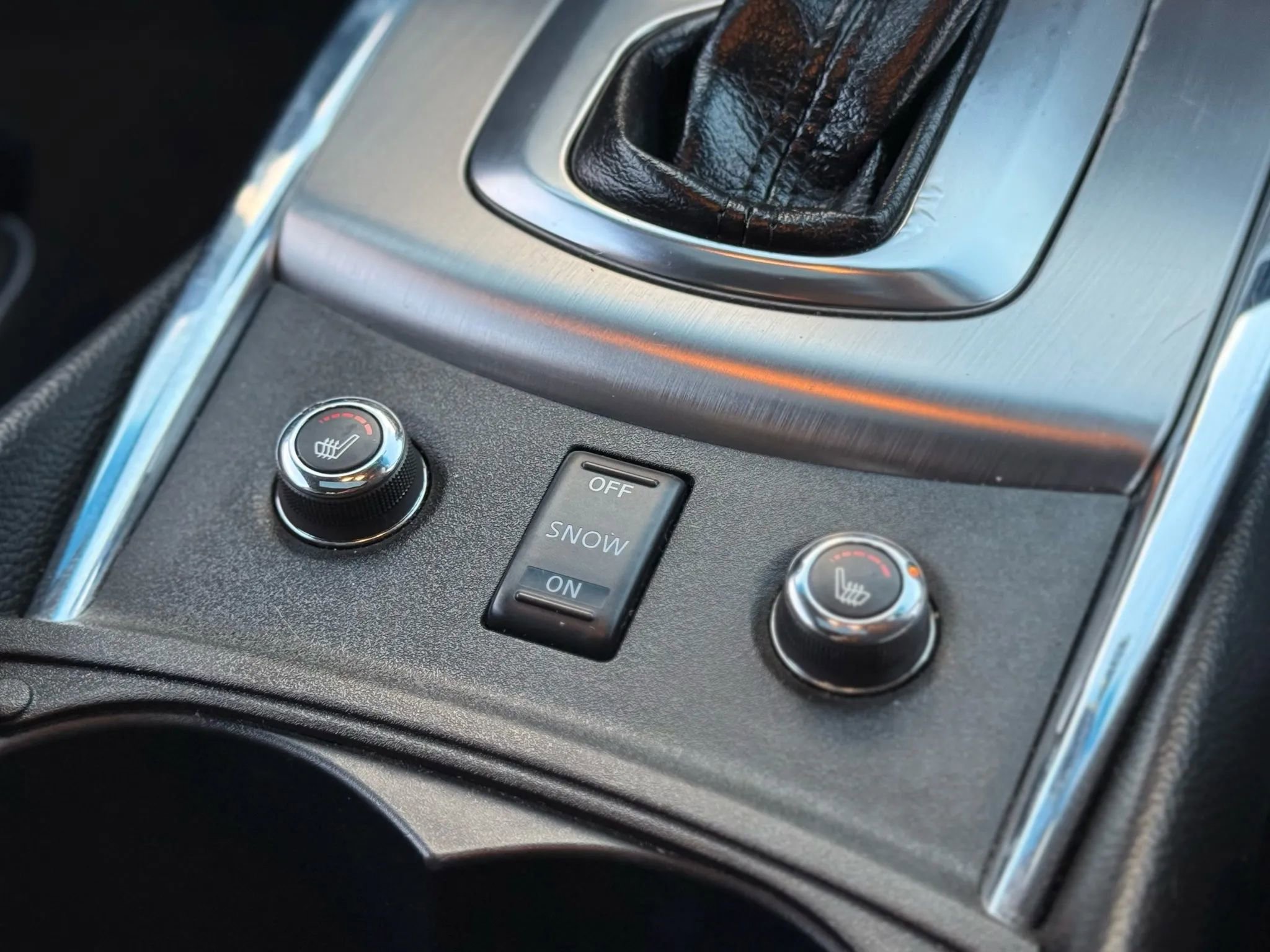 Used 2012 INFINITI G37 x Coupe w/ Premium Pkg image 16