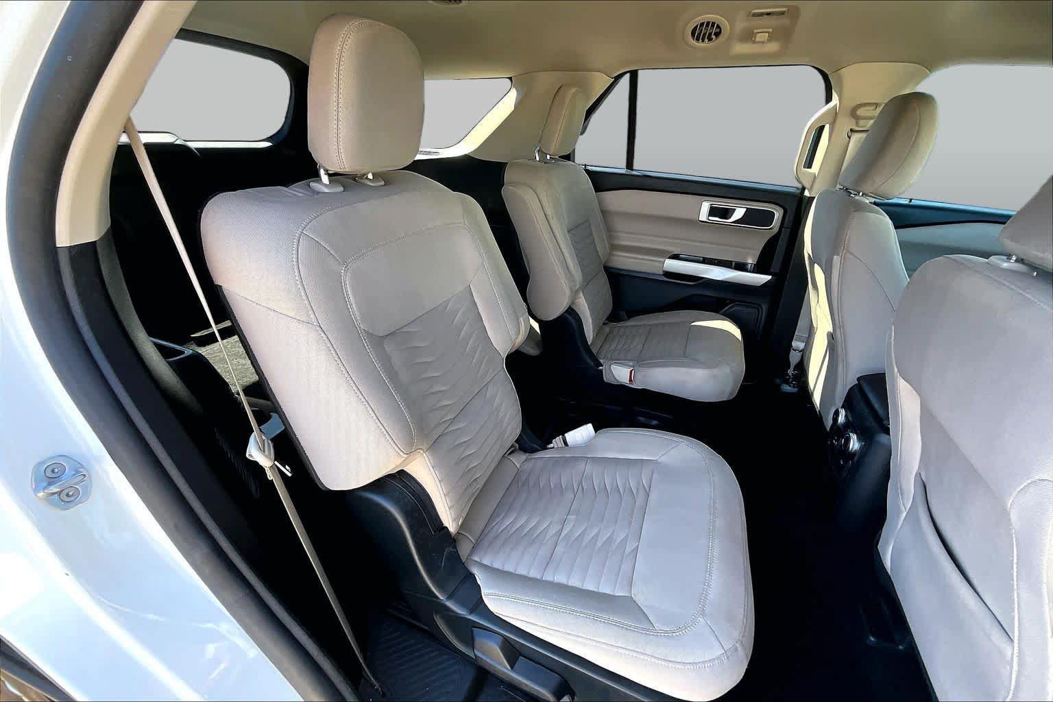 Used 2021 Ford Explorer XLT RWD image 20