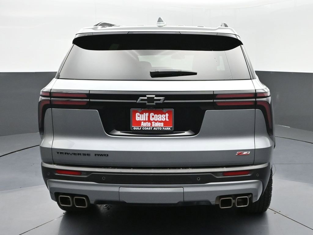 Used 2025 Chevrolet Traverse Z71 w/ Driver Confidence Package image 26