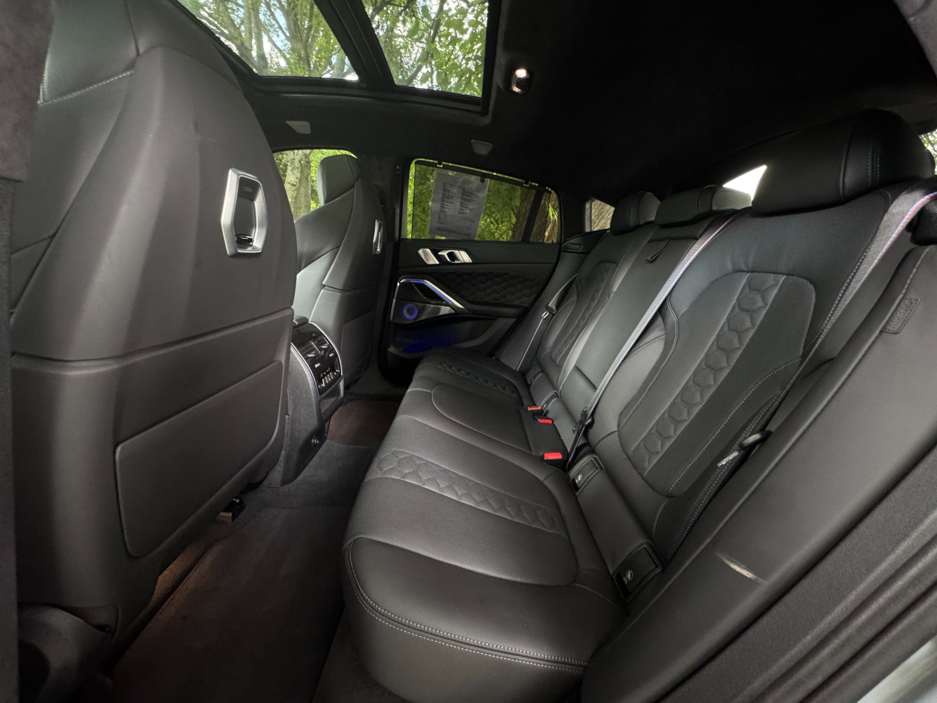 Used 2024 BMW X6 M Competition w/ Executive Package image 55